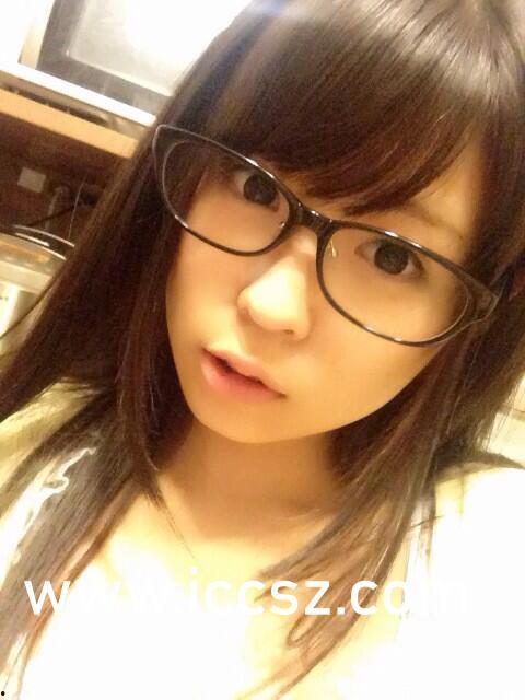 热视频国产精品日韩精品,热视频中的视觉盛宴-第2张图片-动漫人妻H无码中文字幕