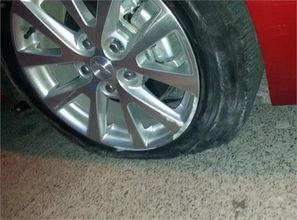 国产新车爆胎视频真实吗,揭秘真实行车安全隐患-第1张图片-无码人妻蜜肉动漫中文字幕